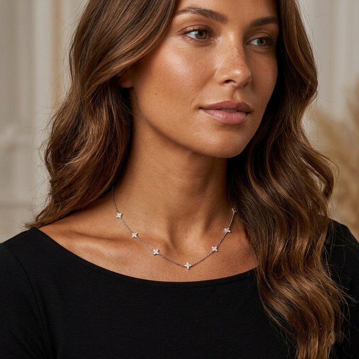 La Jazmina Necklace